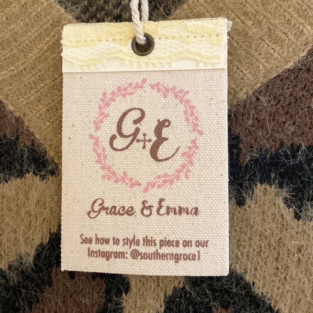 Grace&Emma sweater - Picture 3 of 6